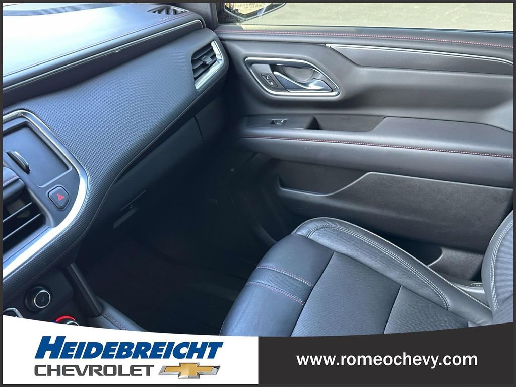 Used 2021 Chevrolet Tahoe RST w/ Luxury Package image 35