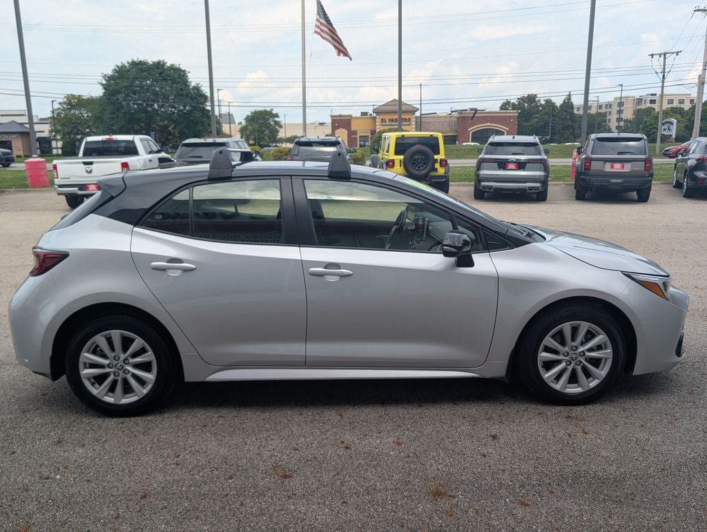 Used 2024 Toyota Corolla SE w/ SE Package FWD image 8