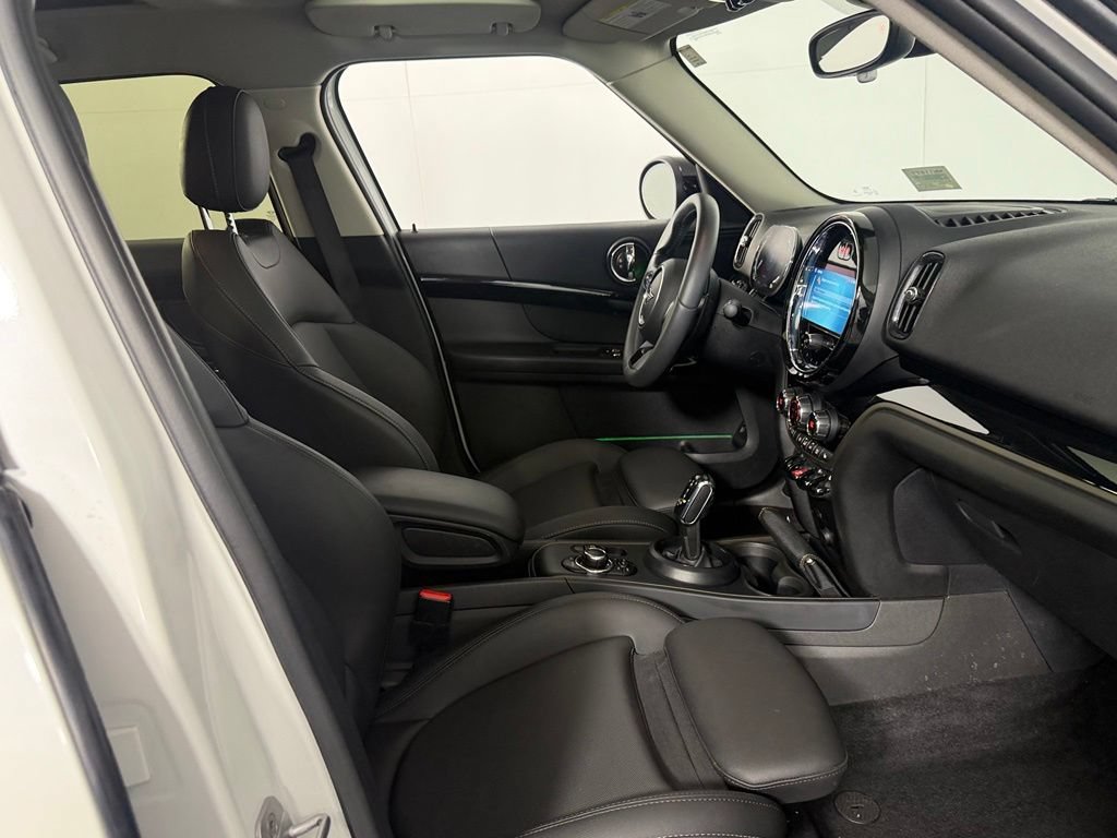Used 2024 MINI Cooper Countryman S w/ Premium Package FWD image 30