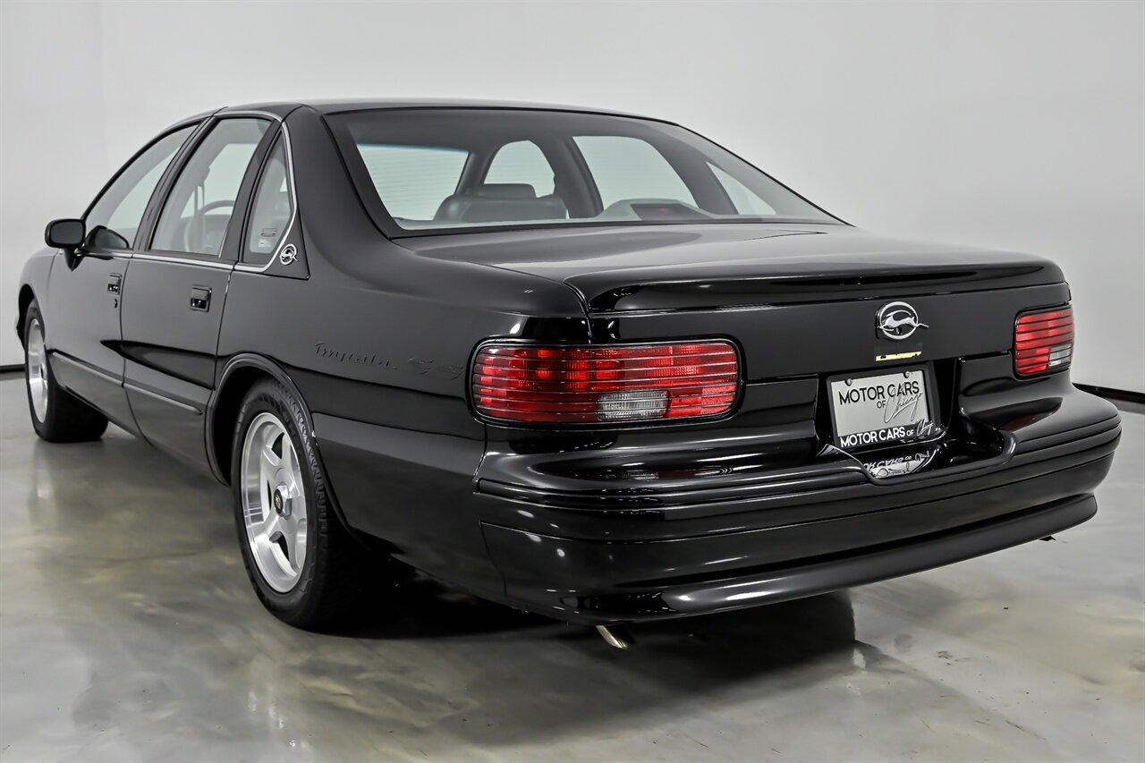Used 1994 Chevrolet Impala SS RWD image 7