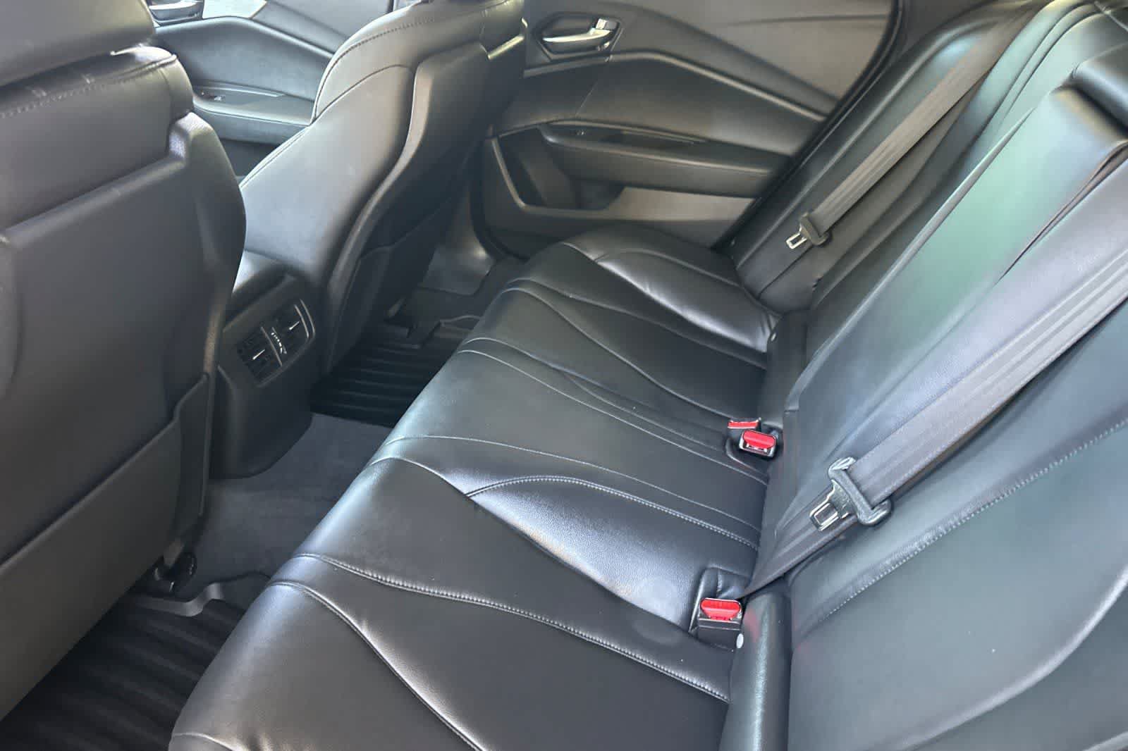 Used 2023 Acura TLX FWD image 5