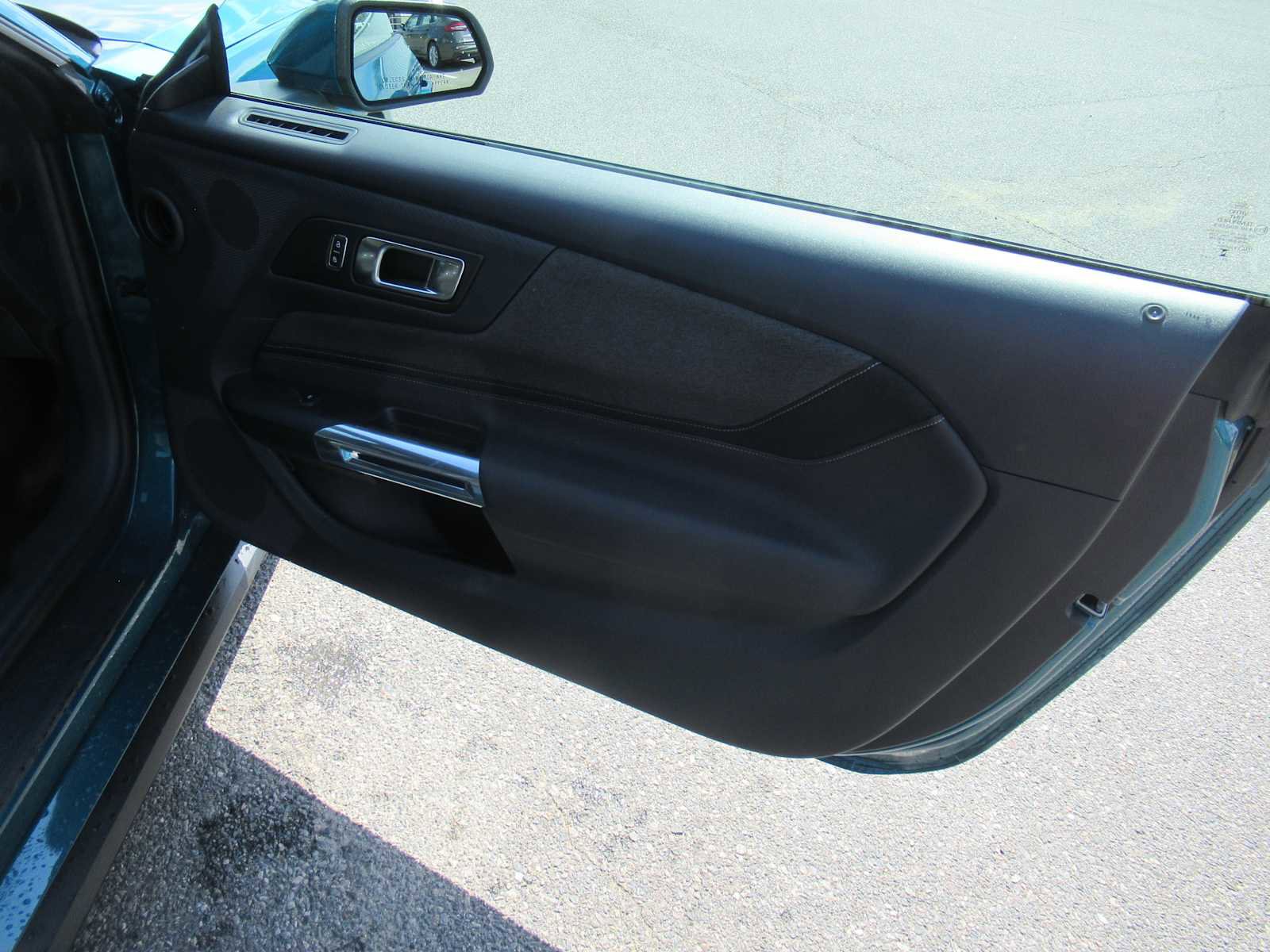 Used 2026 Ford Mustang Coupe RWD image 18