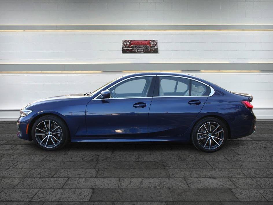 Used 2019 BMW 330i Sedan w/ Premium Package RWD image 4
