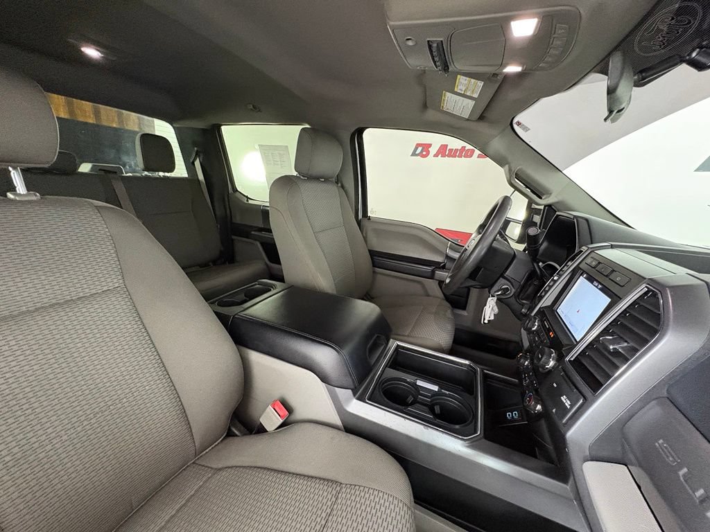 Used 2019 Ford F250 XLT w/ XLT Premium Package AWD/4WD image 42