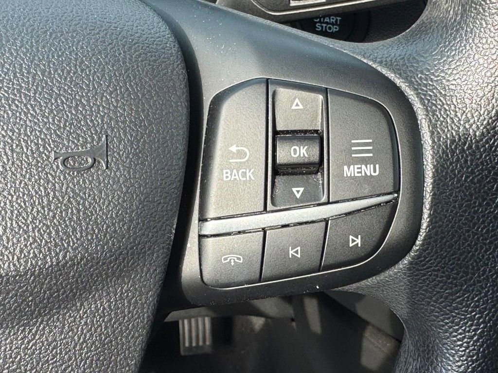 Used 2025 Ford Escape Active FWD image 18