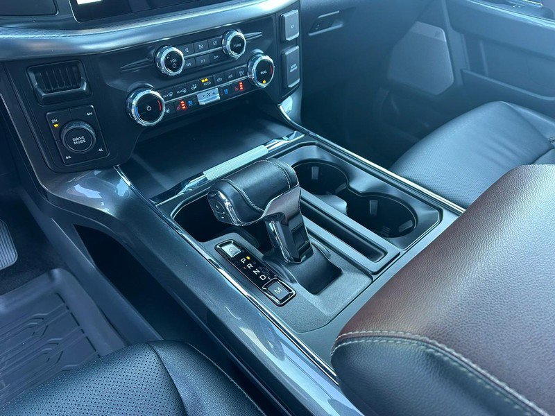 Used 2022 Ford F150 Lariat w/ Equipment Group 502A High image 10