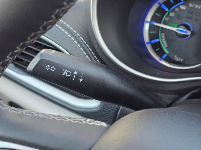 Certified 2023 Chrysler Pacifica Touring-L FWD image 38