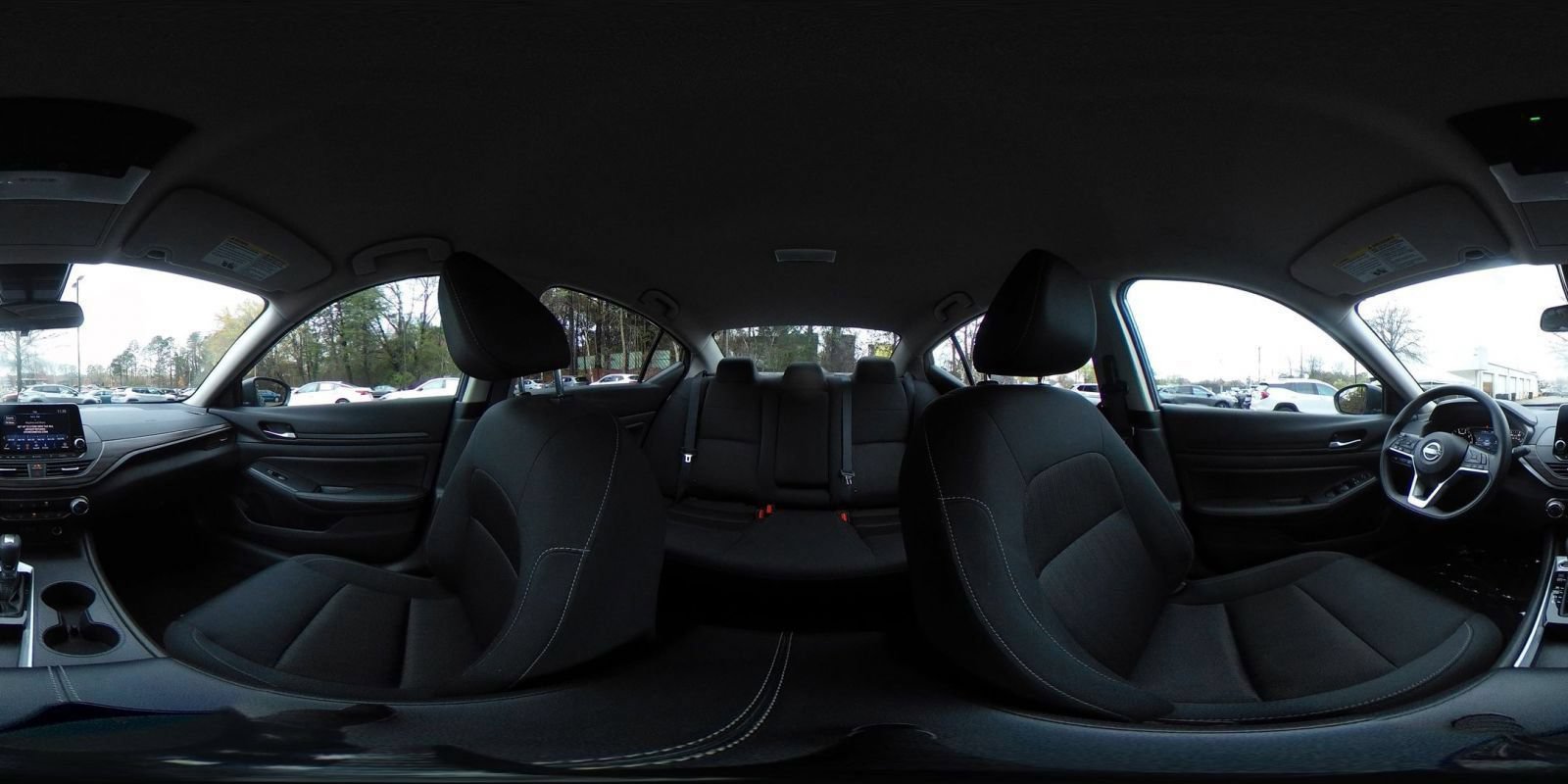 Used 2025 Nissan Altima 2.5 SV FWD image 43