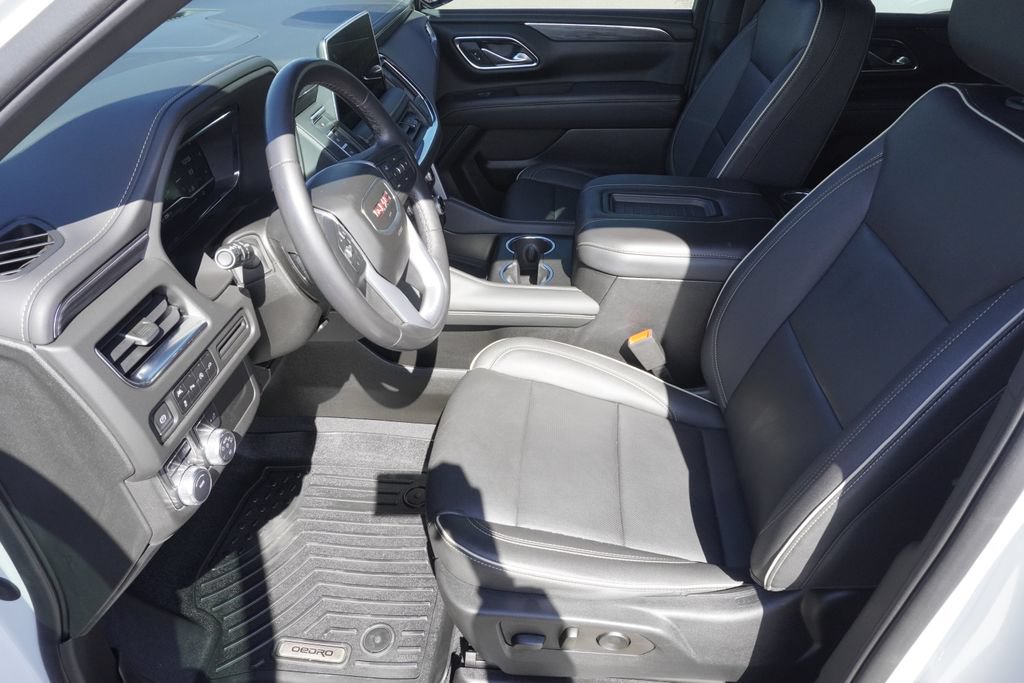 Used 2022 GMC Yukon SLT AWD/4WD image 18