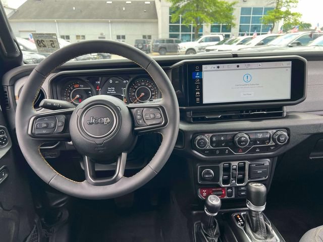Used 2024 Jeep Wrangler Unlimited Sport AWD/4WD image 23