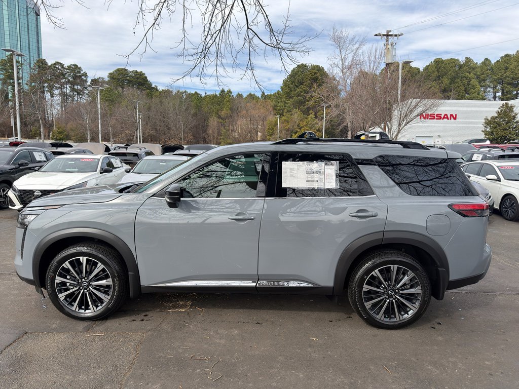 New 2026 Nissan Pathfinder Platinum image 4