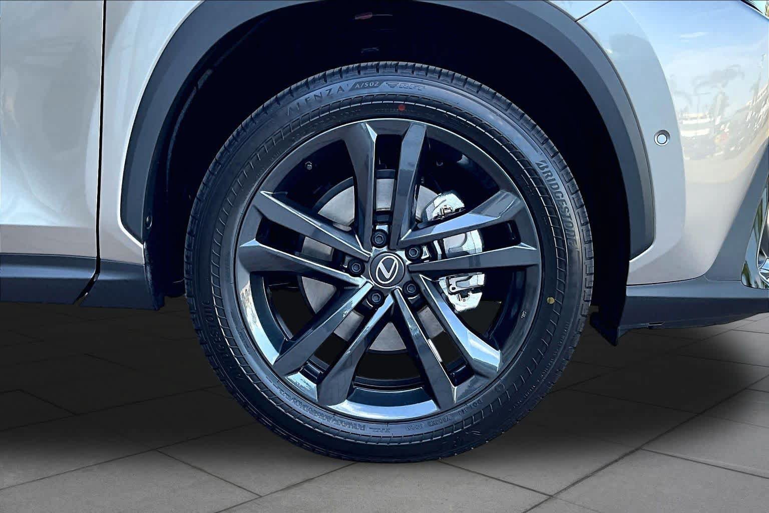 New 2026 Lexus NX 450h+ AWD w/ Accessory Package (Z1) image 9