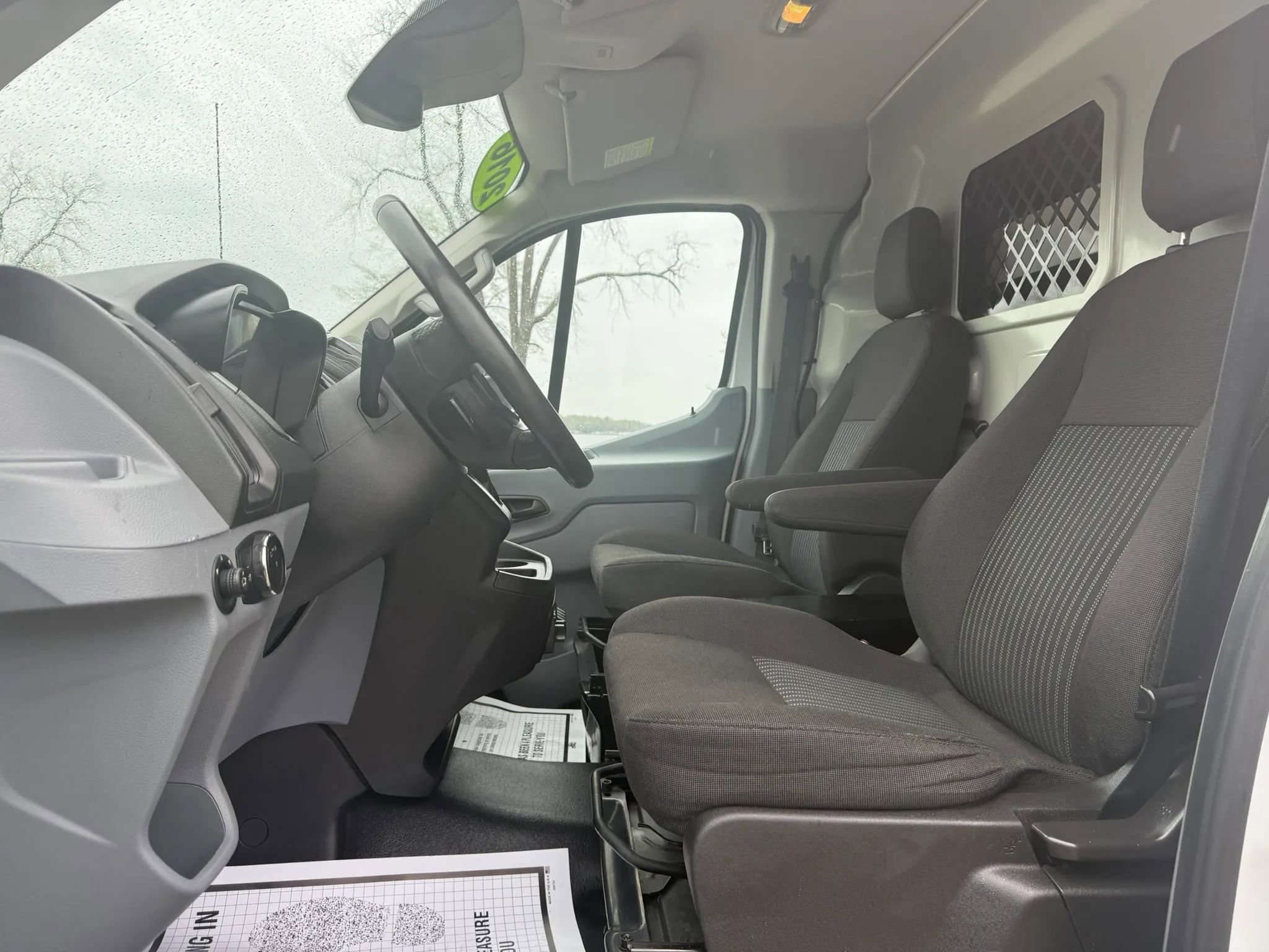 Used 2016 Ford Transit 250 130 Low Roof RWD image 10
