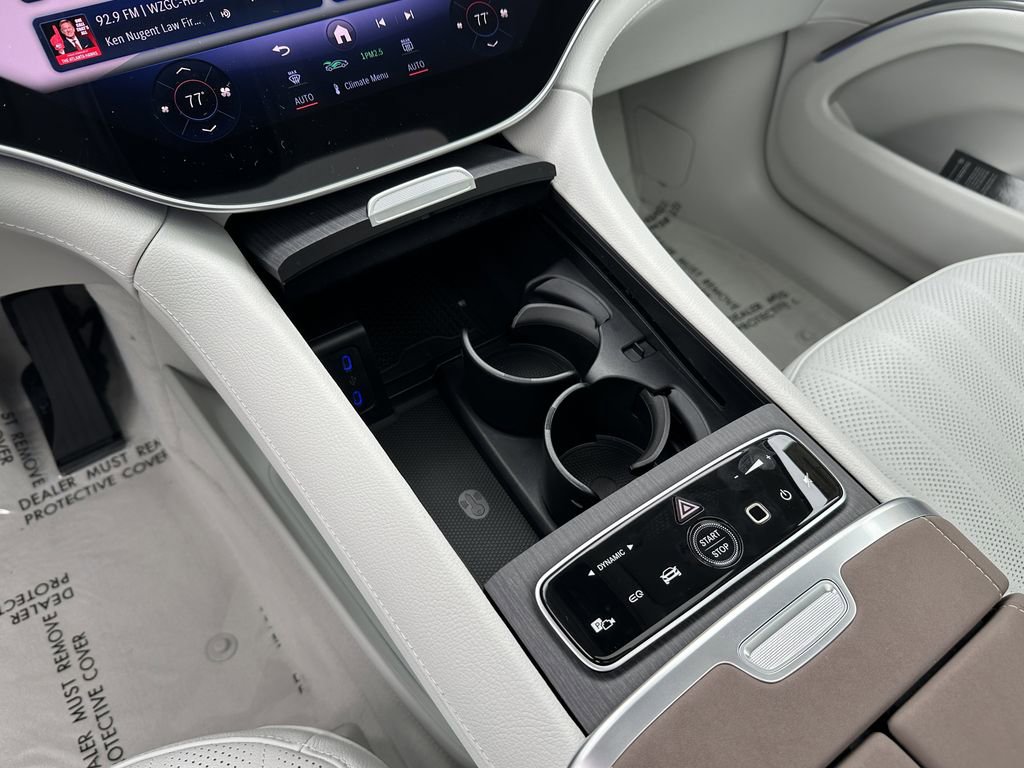 New 2026 Mercedes-Benz EQS 400 4MATIC SUV image 32