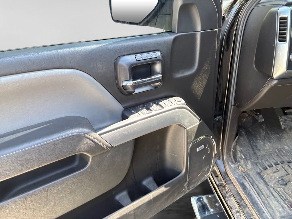 Used 2014 Chevrolet Silverado 1500 LTZ Z71 w/ LTZ Plus Package AWD/4WD image 20