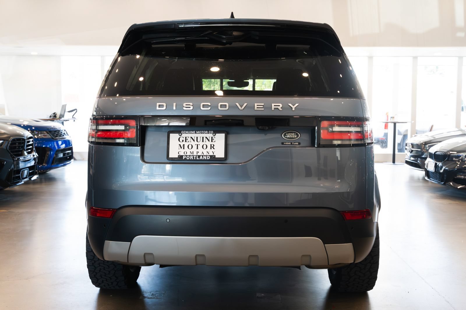 Used 2018 Land Rover Discovery HSE Luxury AWD/4WD image 5