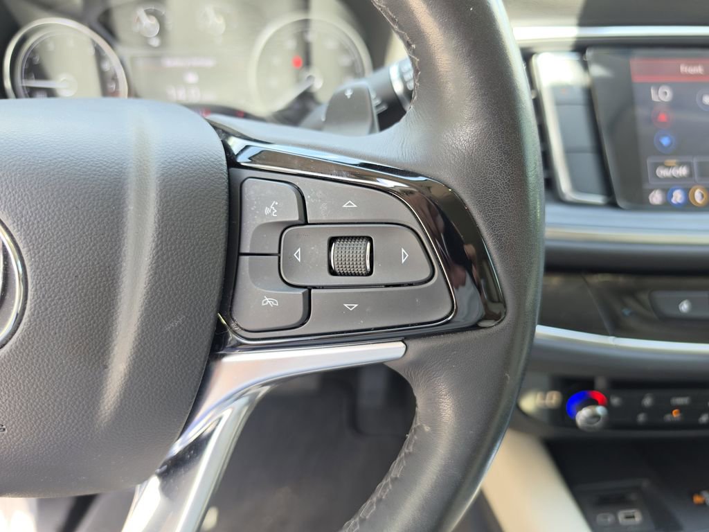 Used 2023 Buick Enclave Essence FWD image 28