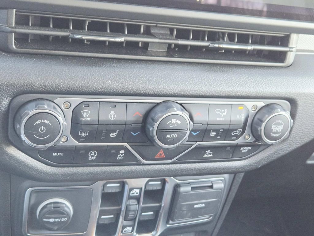 Certified 2025 Jeep Gladiator Sport image 28