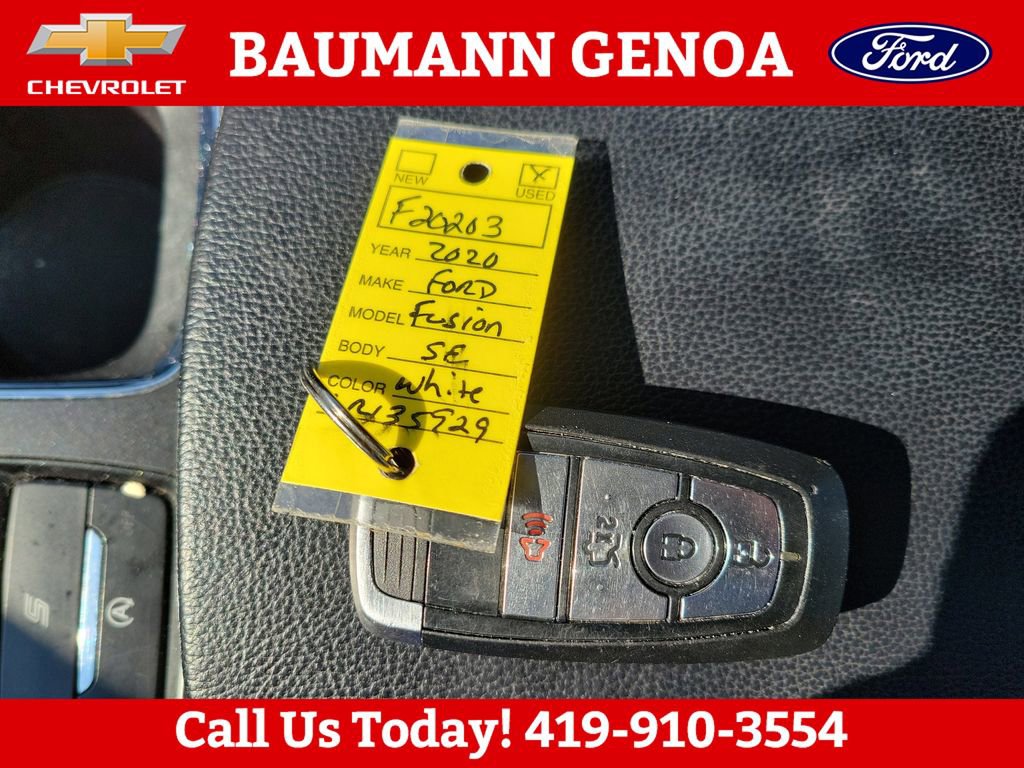 Used 2020 Ford Fusion SE FWD image 23