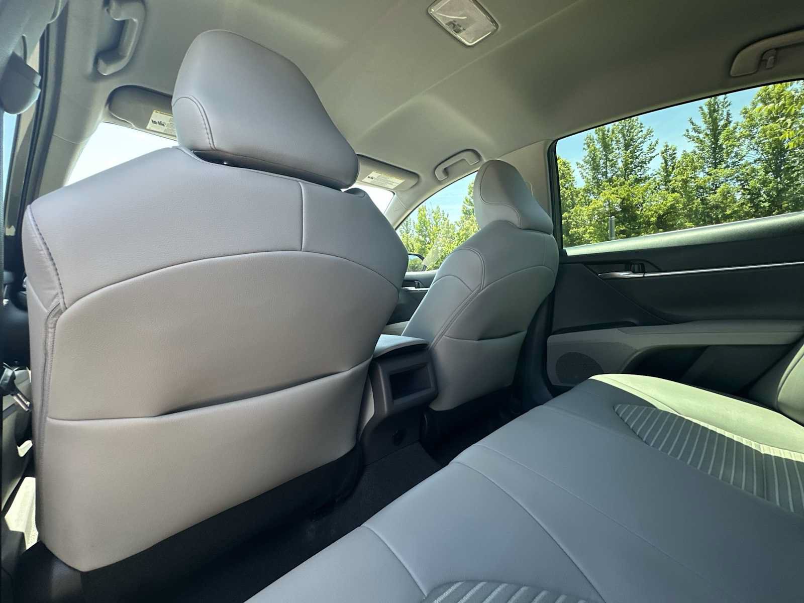 Used 2023 Toyota Camry SE FWD image 26