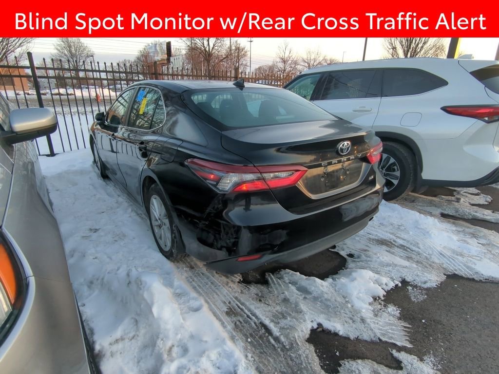 Used 2023 Toyota Camry LE image 4