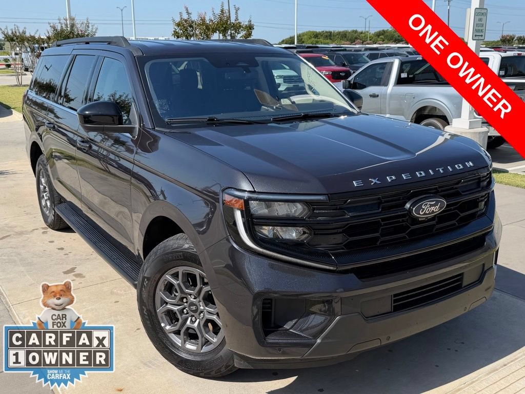 Used 2025 Ford Expedition Max Active AWD/4WD image 4