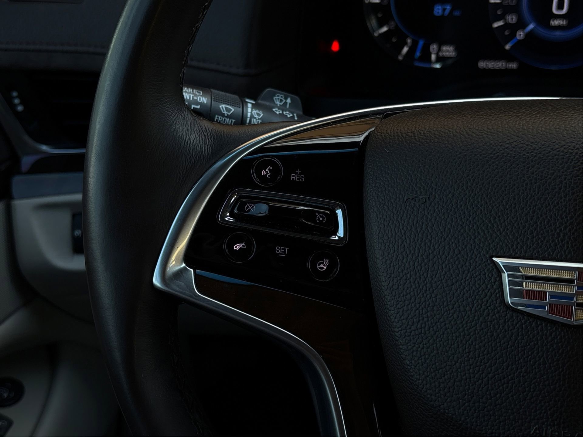 Used 2017 Cadillac Escalade ESV 2WD image 27