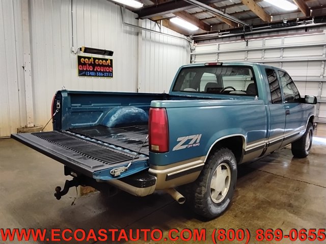 Used 1998 Chevrolet Silverado 1500 4x4 Extended Cab w/ Preferred Equipment Group 2 image 3