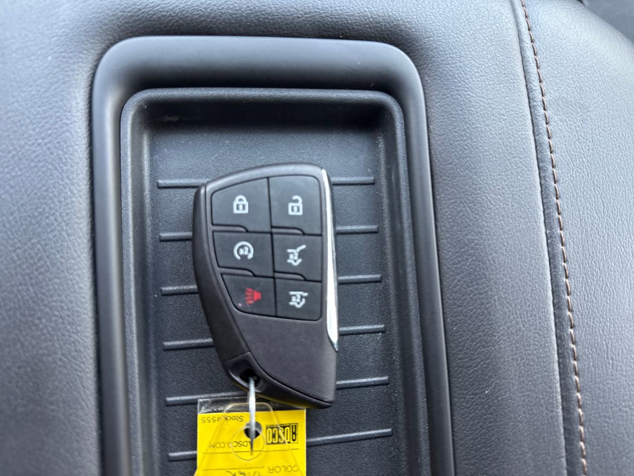 Used 2024 Chevrolet Tahoe High Country AWD/4WD image 30