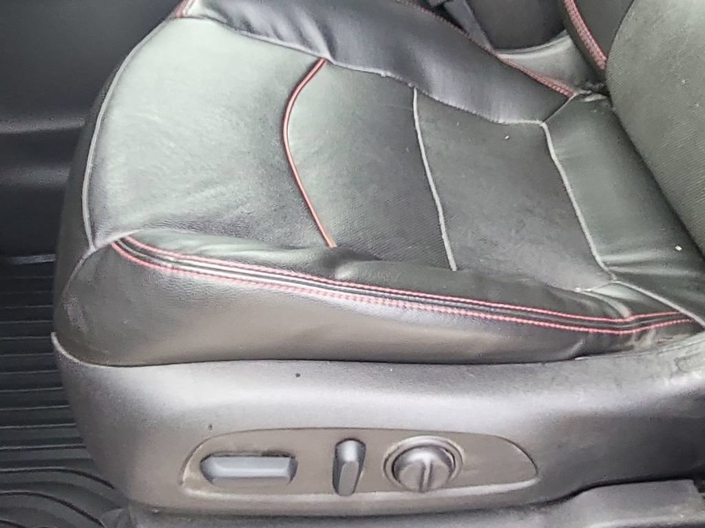 Used 2022 Chevrolet Equinox RS w/ RS Leather Package AWD/4WD image 20