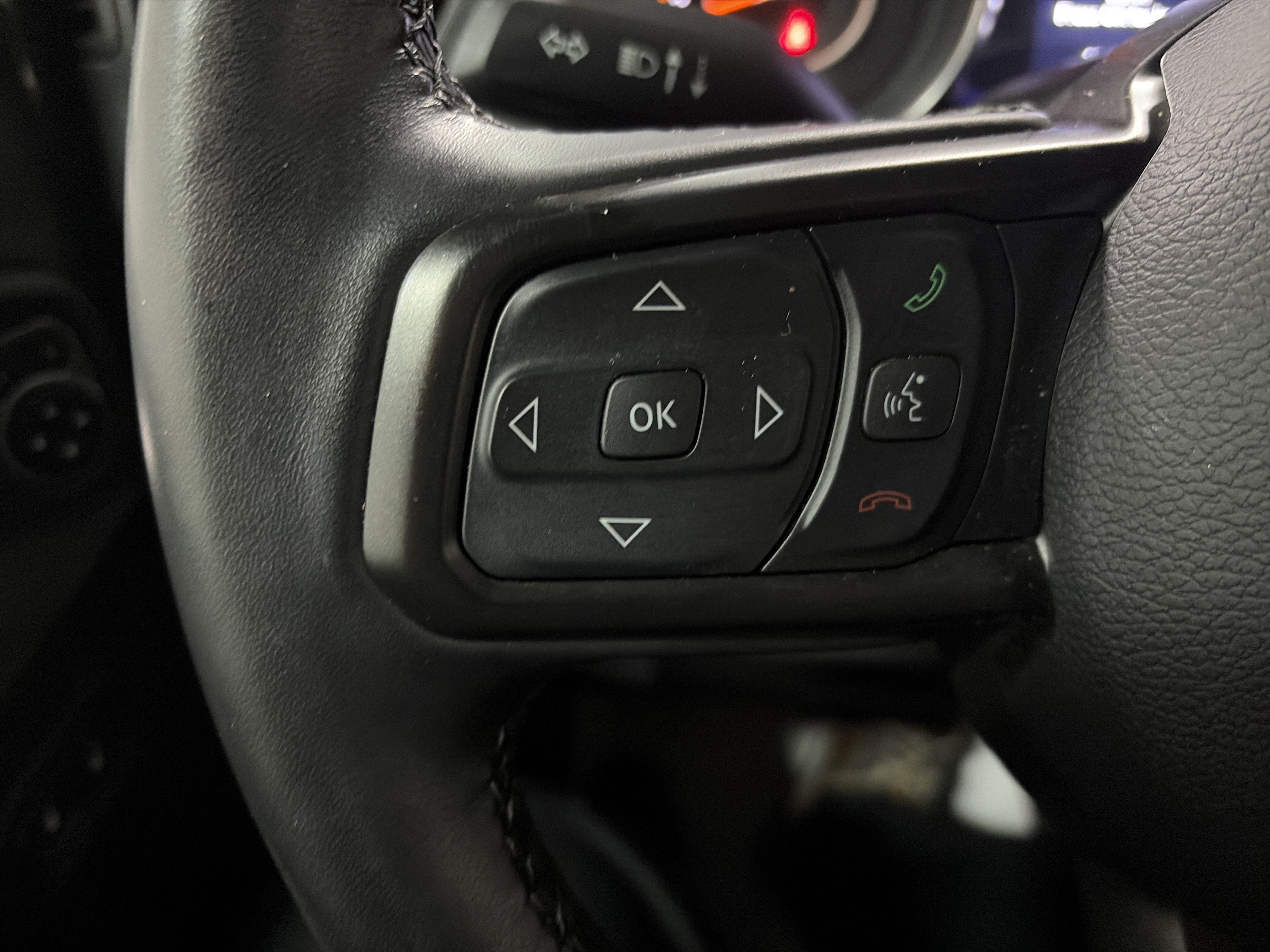 Used 2022 Jeep Wrangler Sport AWD/4WD image 15