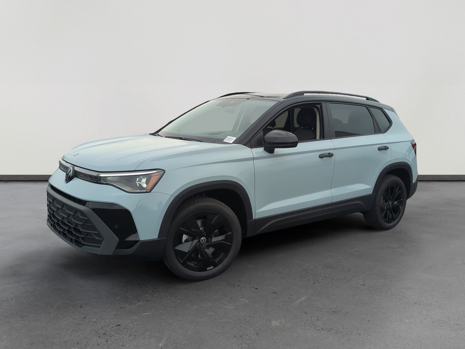 New 2026 Volkswagen Taos SE