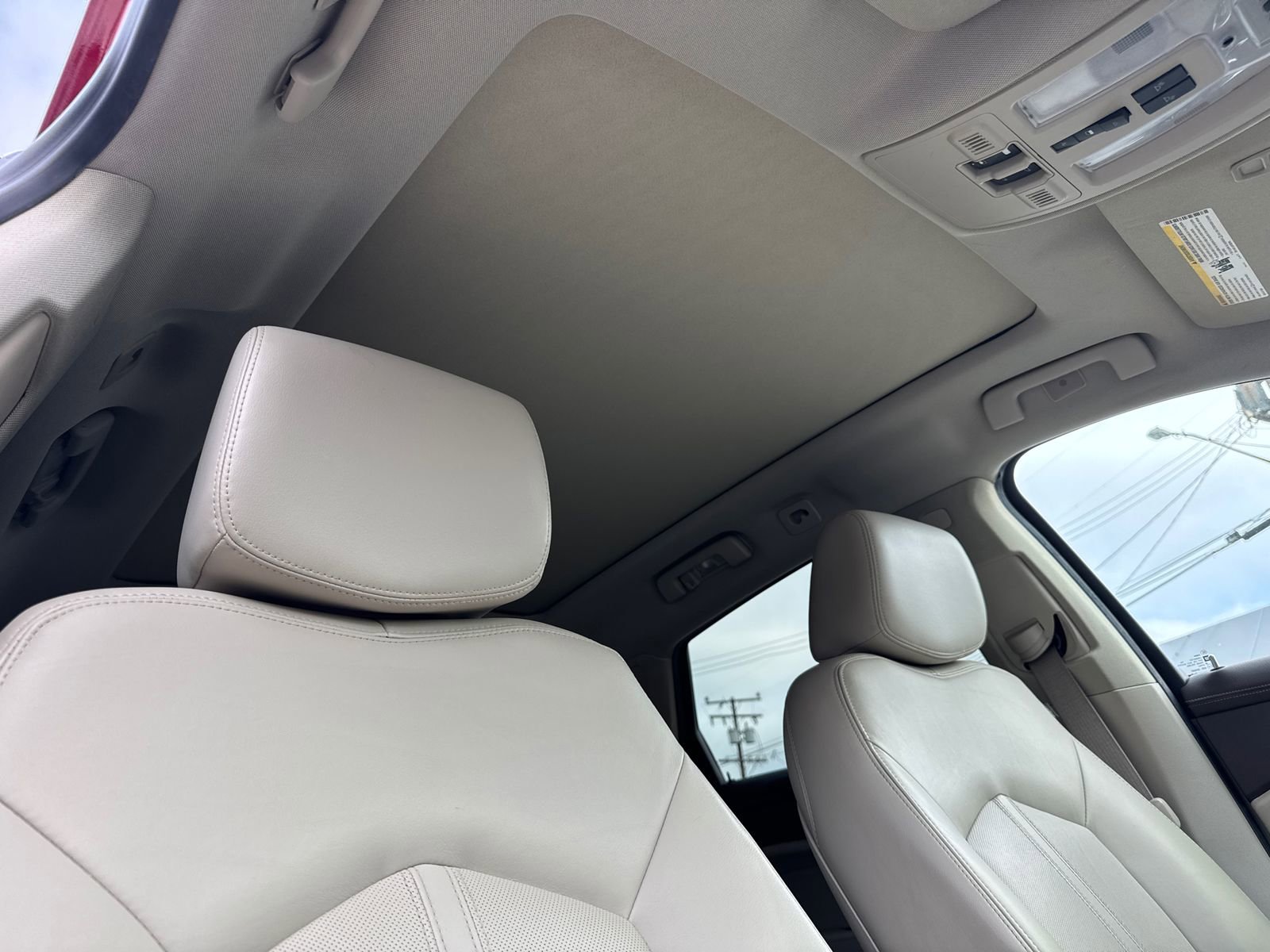 Used 2016 Cadillac SRX Luxury w/ Driver Awareness Package image 10