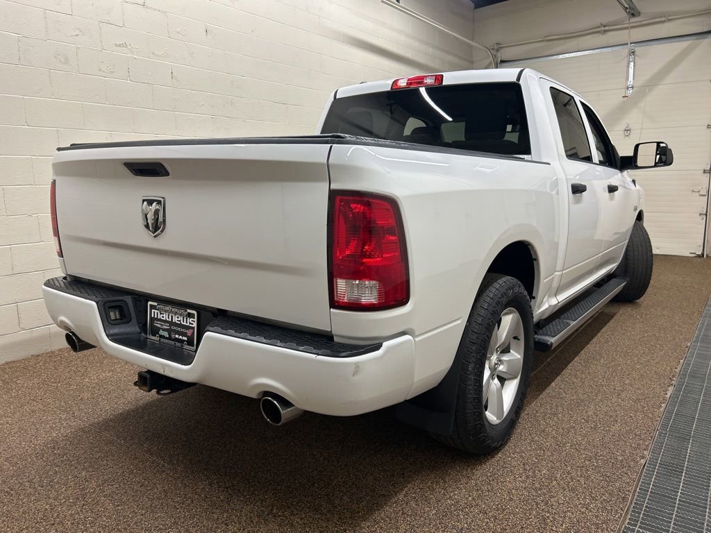 Used 2015 RAM 1500 Express RWD image 2