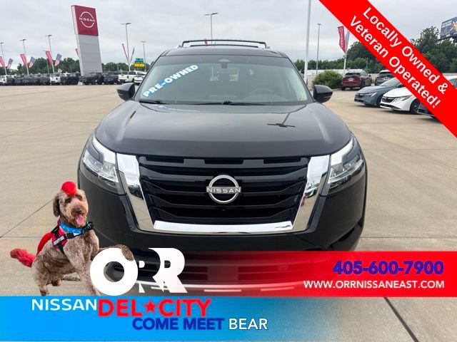 Used 2024 Nissan Pathfinder SL w/ SL Premium Package AWD/4WD image 8