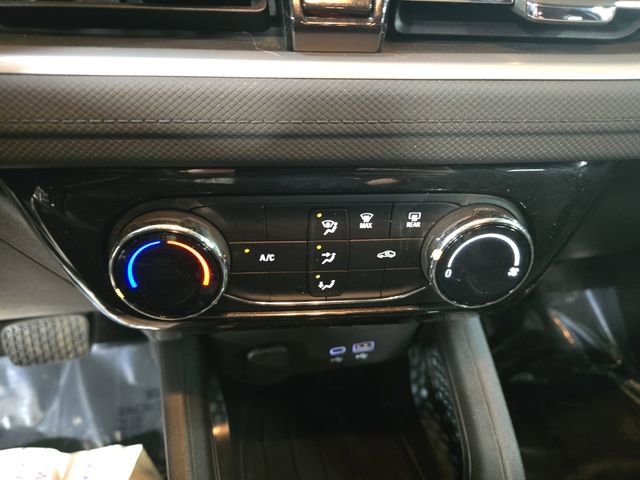 Used 2024 Chevrolet TrailBlazer LT w/ Driver Confidence Package image 23