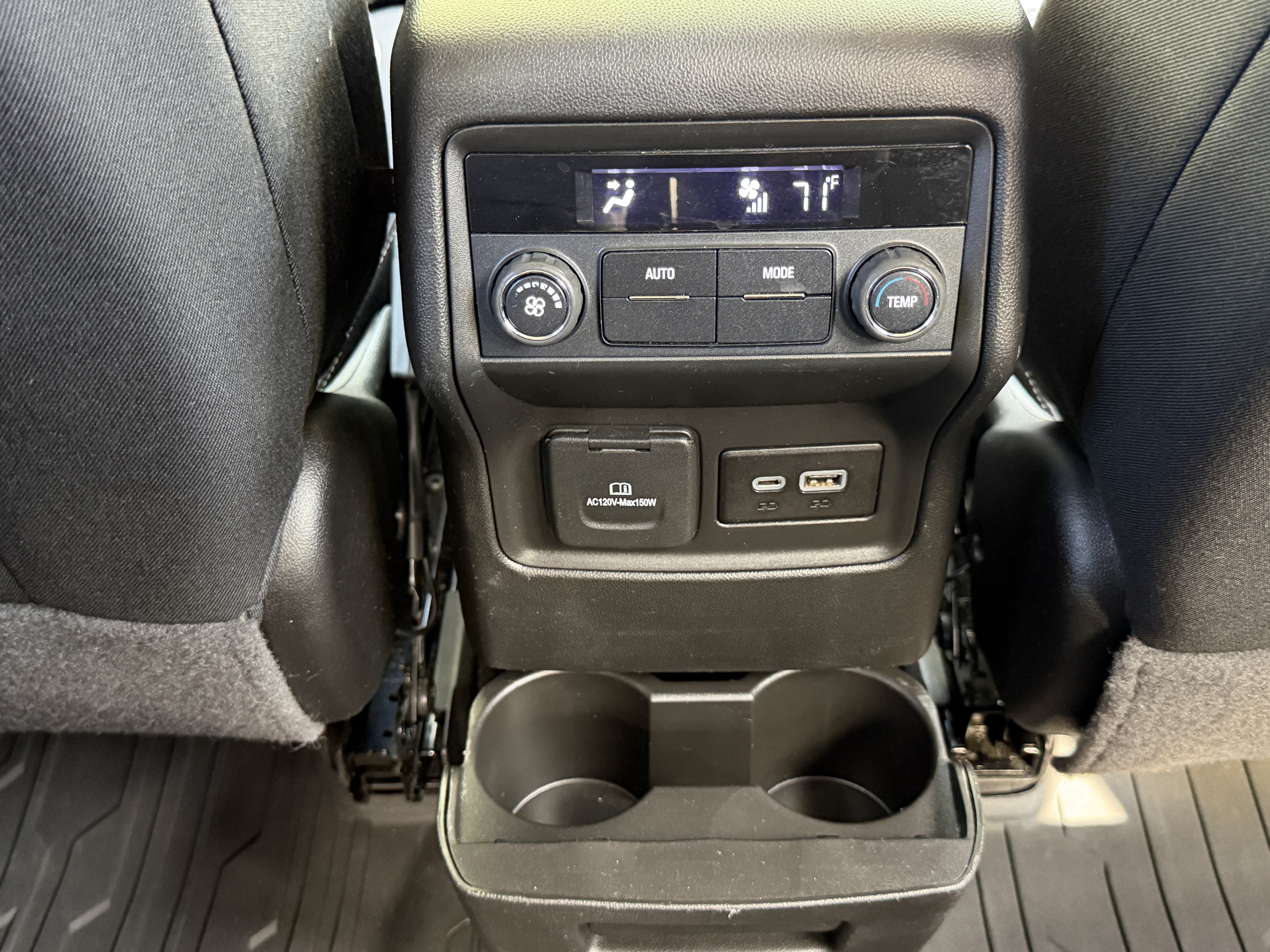 Used 2021 GMC Acadia SLE w/ Driver Convenience Package FWD image 28