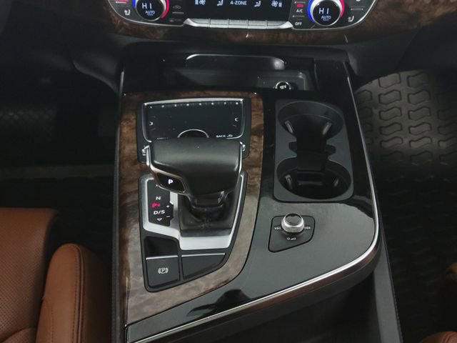 Used 2018 Audi Q7 3.0T Prestige w/ Prestige Package image 26