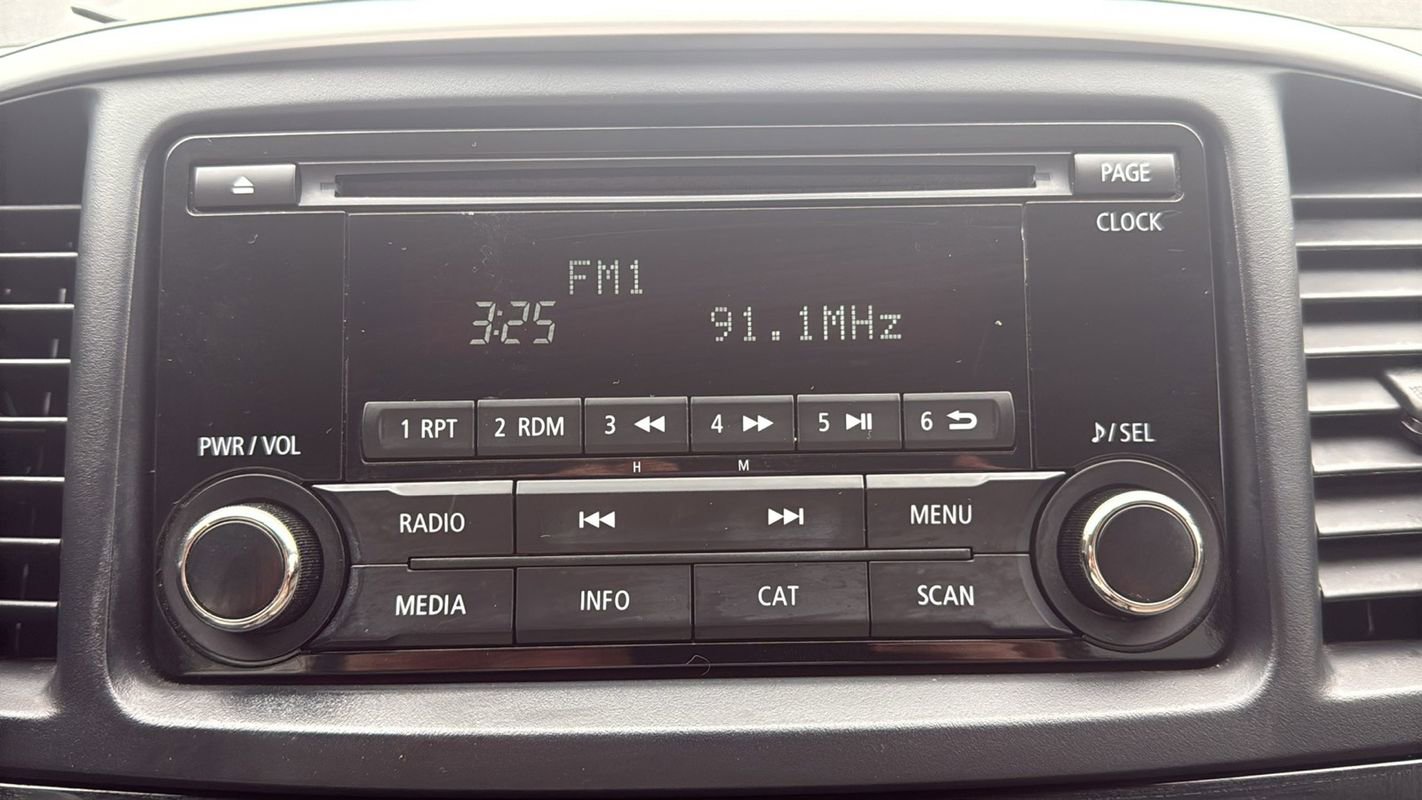 Used 2016 Mitsubishi Lancer ES image 22