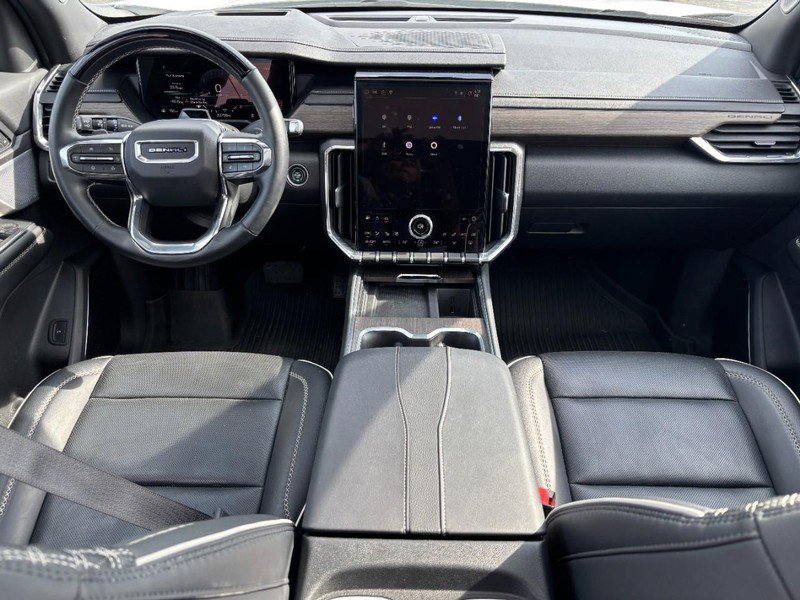 Used 2024 GMC Acadia Denali w/ Super Cruise Package image 12