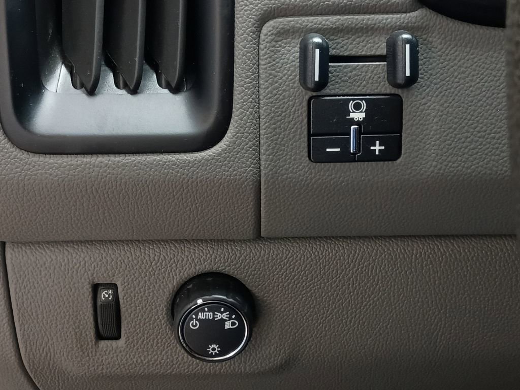 Used 2021 GMC Canyon Elevation Standard w/ Convenience Package RWD image 12