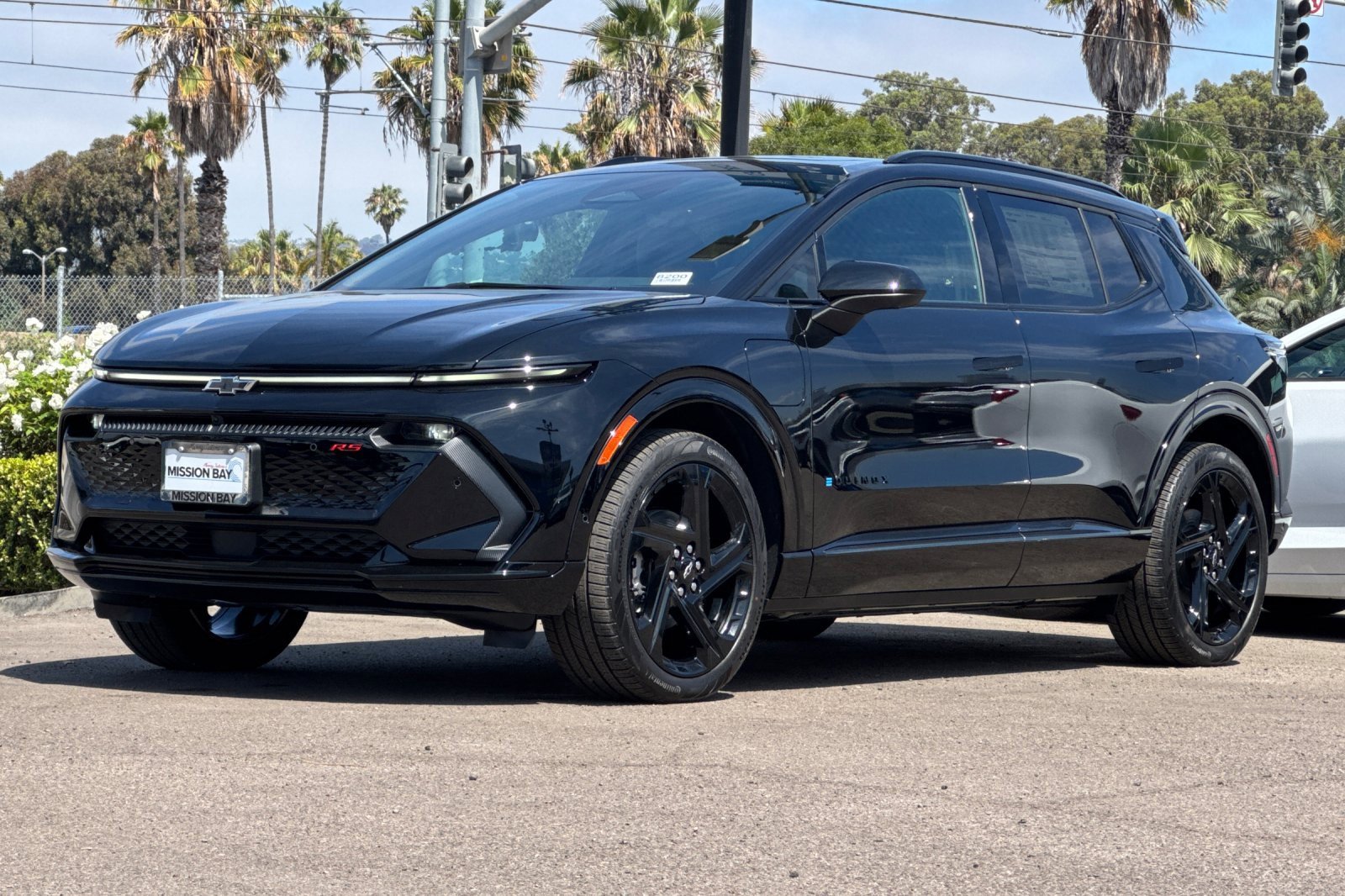 New 2025 Chevrolet Equinox EV RS image 8