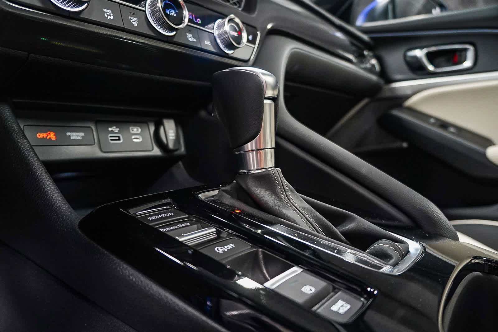 Used 2025 Acura Integra A-Spec image 28