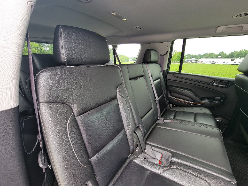 Used 2017 Chevrolet Suburban LT AWD/4WD image 33