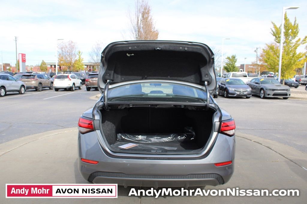 New 2025 Nissan Sentra SV image 5