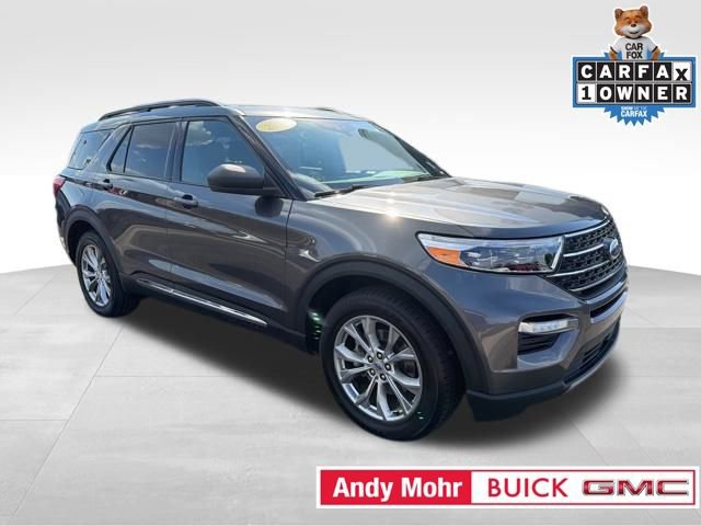 Used 2020 Ford Explorer XLT w/ Equipment Group 202A image 2