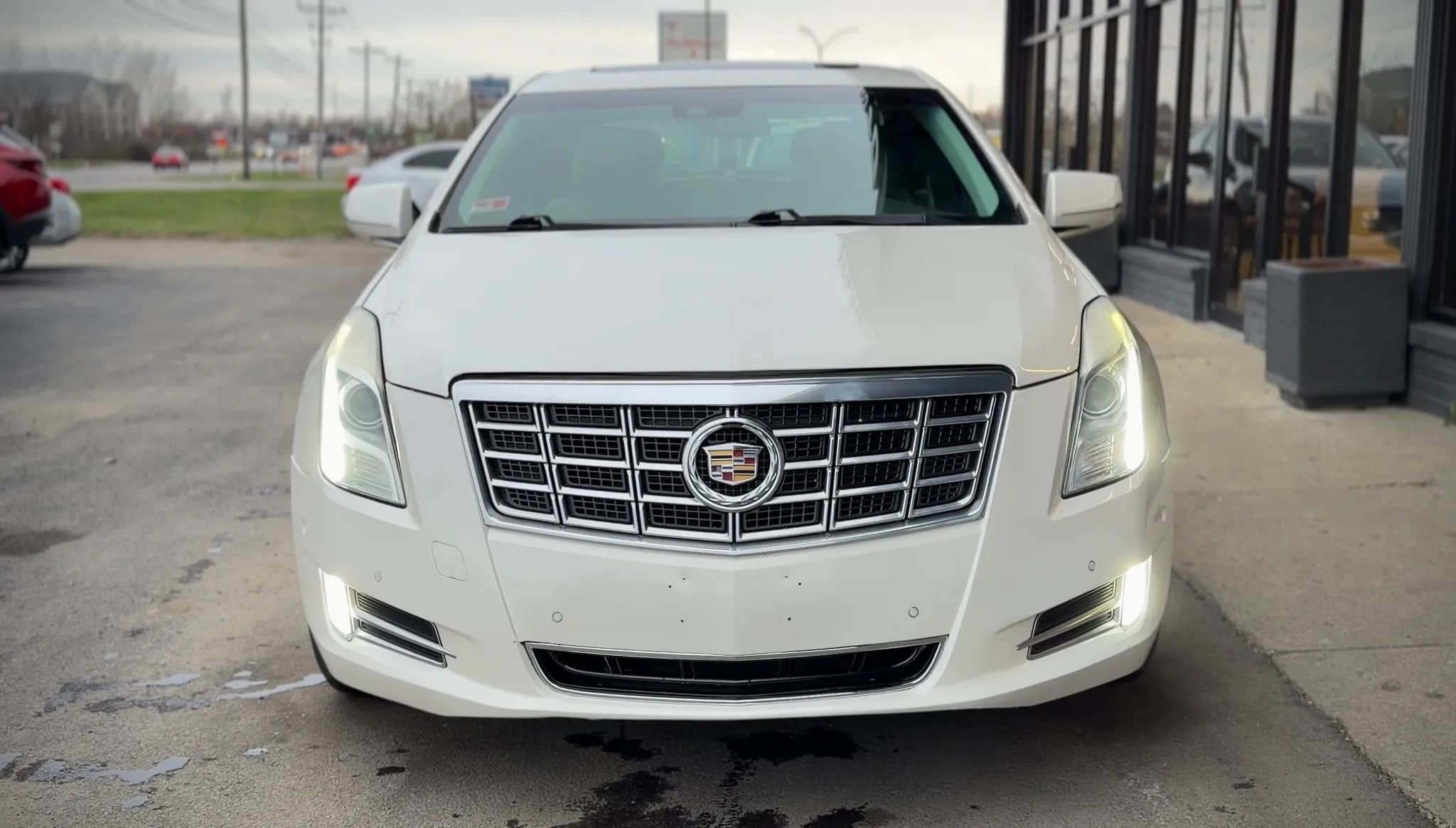 Used 2014 Cadillac XTS Luxury w/ Driver Awareness Package image 6