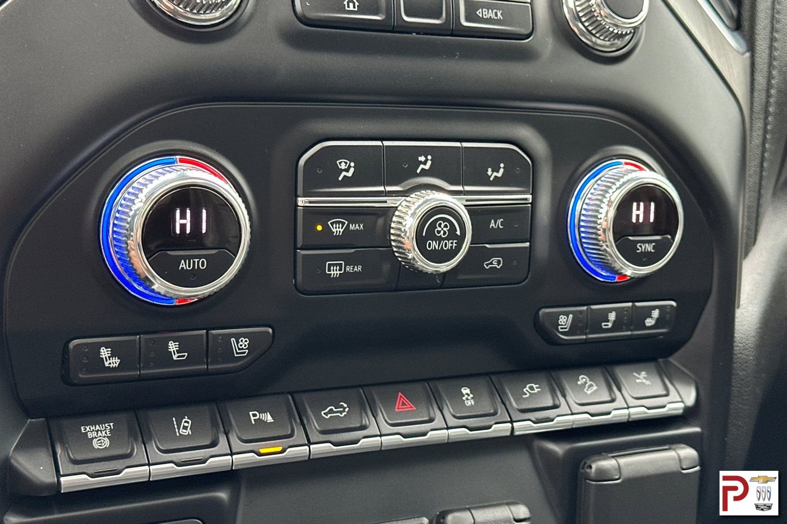 Certified 2022 GMC Sierra 3500 Denali image 25