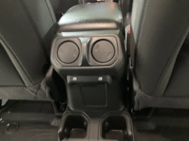 Used 2021 Jeep Gladiator Willys image 26