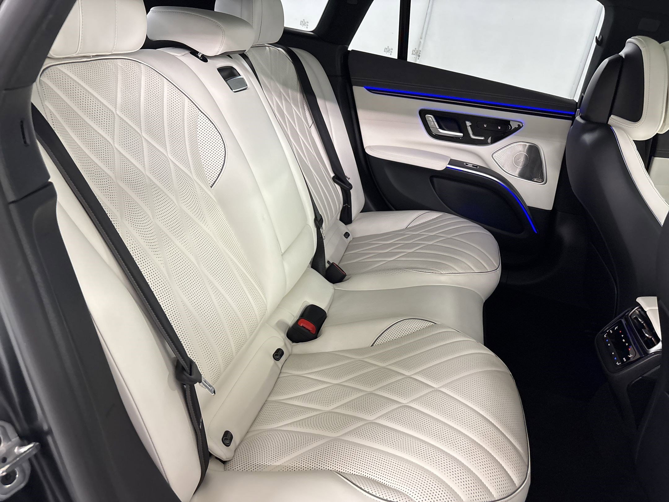 Certified 2024 Mercedes-Benz EQS AMG 4MATIC image 30